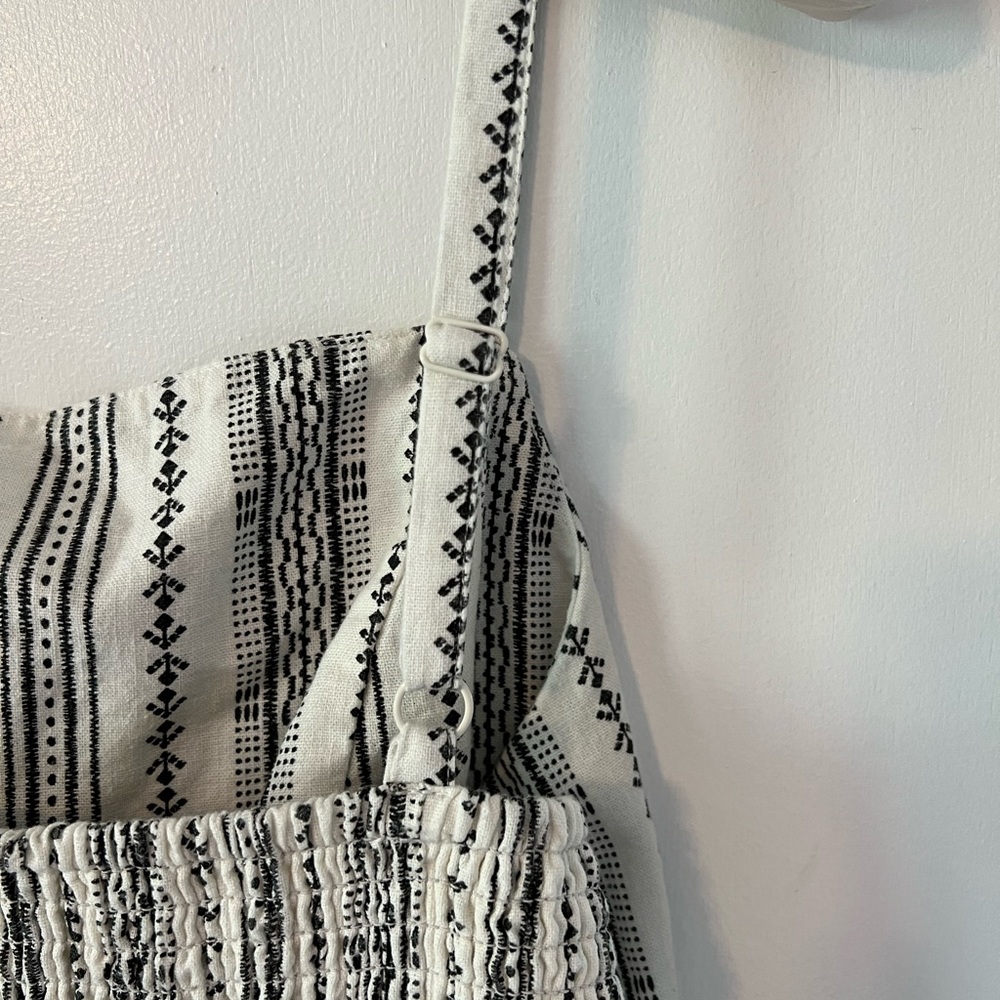 Jumpsuit - Picture 5 of 7